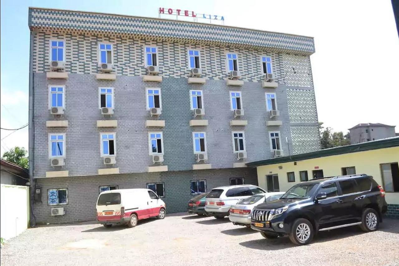 Liza Hotel Yaoundé Buitenkant foto