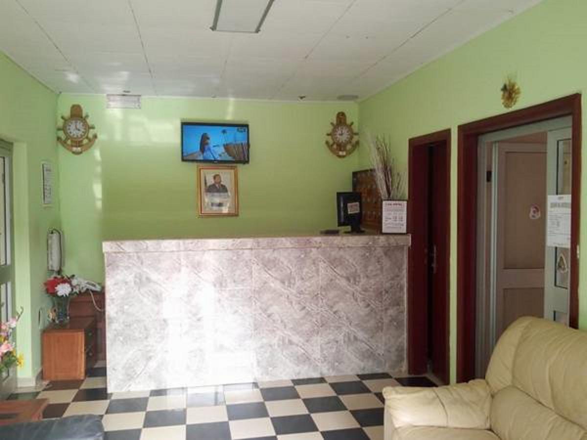 Liza Hotel Yaoundé Buitenkant foto