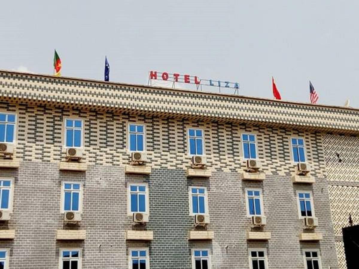Liza Hotel Yaoundé Buitenkant foto